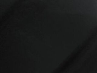 big beautiful woman PLAYS WITH VAGINA AND CUMS AT WORK ????