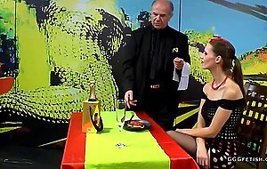 Viktoria goo shows perfect blowjob and deepthroat