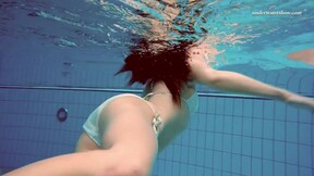 ”Juicy butt brunette hot girl Alla Birtakik swimming”
