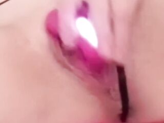 Española Labios y love button grande masturbacion en primer plano