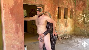 FULL CLIP: Outdoors Pegging