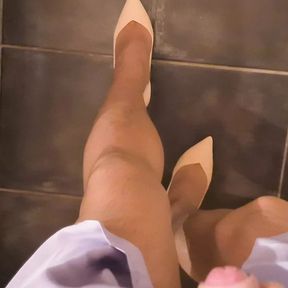 Wank and cumshot on pantyhose wearing dress and heels