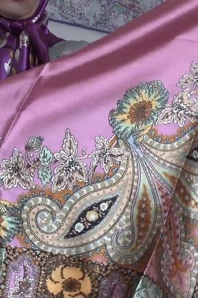 Stepaunt's New Satin Scarves Turn You on! Lady Victoria Valente