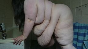 SSBBW Giant Belly Clapping Video