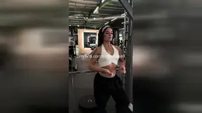 Tight 18yo amateur's wet and messy squirt explosion in gym class