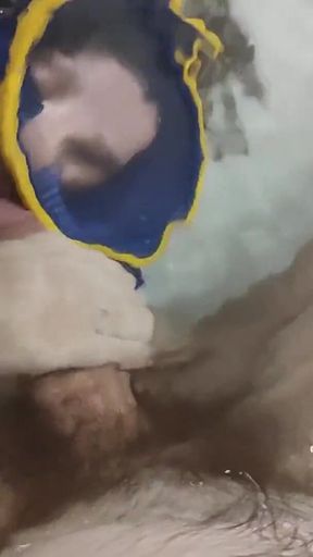 3 Minutes Underwater Breath Holding, Squirting, Blowjob