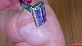 Using A Safety Razor On 12 Weeks Of Thigh Hair and 16 Weeks Of Booty + Calf Hair - Right Side