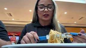Conheci o gostoso no shopping e veja no que deu