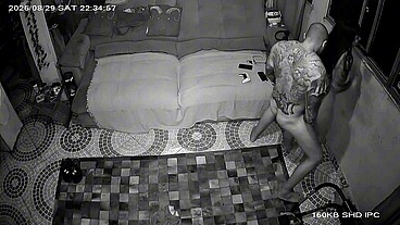 Câmera grava traição real morena gostosa dando gostoso para o amante o marido filmou tudo sem ela saber