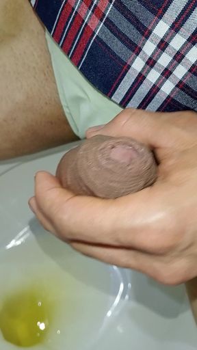 Masturbates in Huge Surprise