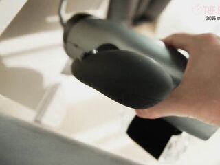 step mamma helps step son to cum on her butt - morning sex!