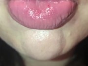 Mommy applies lipgloss to DSL
