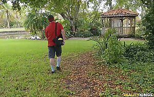 Disc golf dick, Audrey Miles