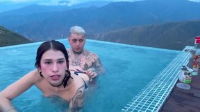 Tinder Date Ends in Outdoor Sex with Chicamocha Cannon in the Background