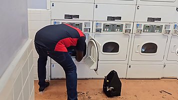 Black technician arrived to repair the laundry machines and fucks chubby mature MILF
