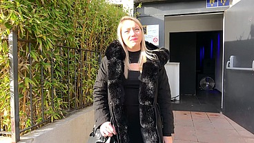 Ashley a une envie particulière...