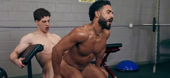 Muscular bang with two dudes who cross a few lines