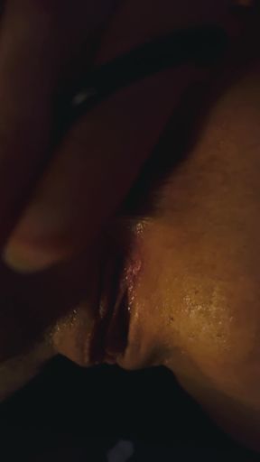 24yo Cumslut Student playing with her Ass