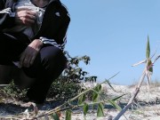 Xixi na praia / urinating on the beach