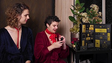 Sextoy Advent Calendar Day 6: The 24 days of pleasure with melodyfluffington and @nohya_lingerie!