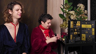 Sextoy Advent Calendar Day 6: The 24 days of pleasure with melodyfluffington and @nohya_lingerie!