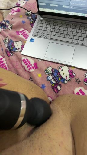Very hot mom masturbates very delicious until she cums