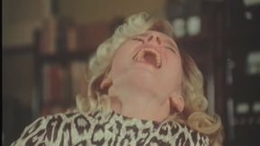 The Psychologist Made Me Masturbate in Front of Her, and I Was Cured.