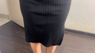 Sex în trei, sex în grup – clip hardcore de casă cu o fată indiană în uniformă care primește fută anală