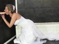 Fetish bride gets bukkake