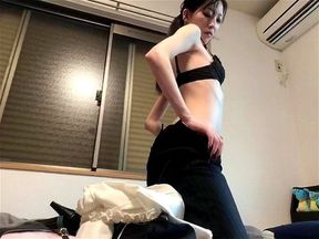 Secretly change clothes sceen?