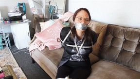 Anna Lee, a psychiatrist trying to cure her patient's adiction for bondage ends up tied and gagged herself!