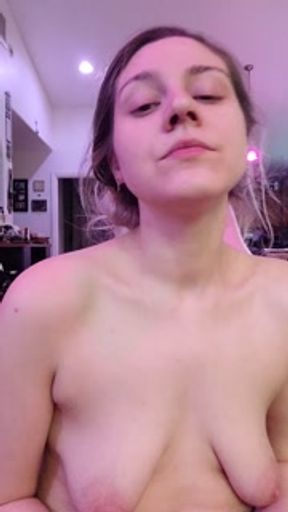 Smoke Sesh With  Violet Moon Goddess