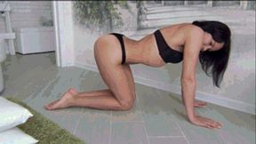 Slap and beat my stomach Bb