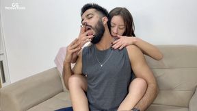 Between kisses and caresses, Joao Alves surrenders himself to the hands of Gih Spanic! (MP4-HD 1080p)