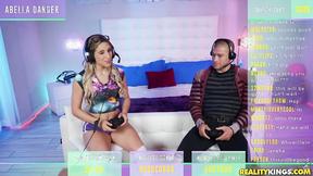 ”Gamer Gurl Abella Danger GOT REKT :O”