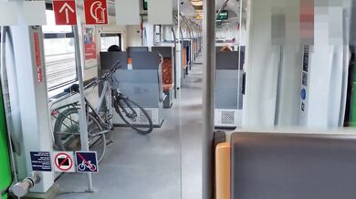 Mega sick! Cute girl sucks cock in the middle of the train