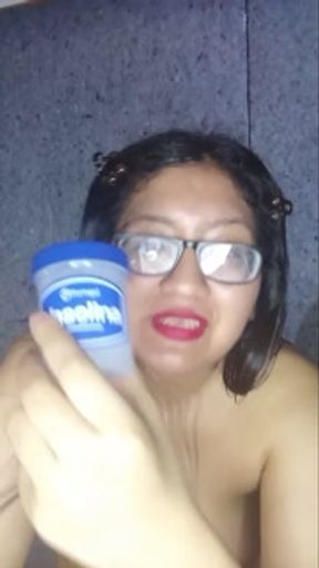 Hello, I am a rich 23 year old Latina, I have delicious feet, a big ass and a soft vagina.