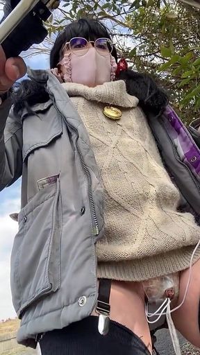 No.126 Tacky Pussy-exposing Cycling