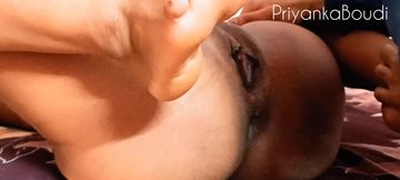Kolkata Bengali Boudi pussy sucking
