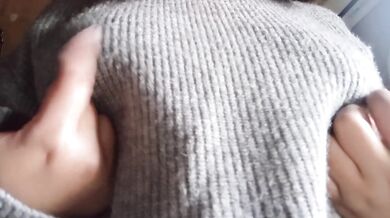 "It felt good, I'm still squeaking over there" Nipple masturbation is too comfortable and a nasty voice comes out even after getting acme