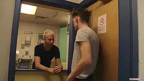 Oscar Roberts And Deacon Hunter - Hung Lad Exploring The Sauna