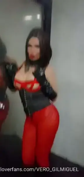 Te gusto así vestida?