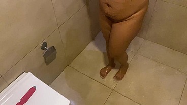 Mallu Wife Got Fucked While Bathing And After Bath