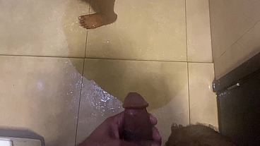 Mallu Wife Got Fucked While Bathing And After Bath