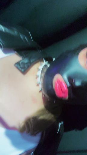 Fetish latex babe gets a surprise enema