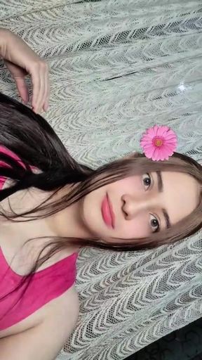 Colombian Girl Masturbates with Her Best Friend