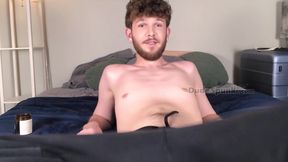 Hairy Bearded Gym Bro Just Got Back From His Workout Uses His Musk to Help Him Ejaculate a Cum Load