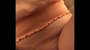 Tocandome mi conchita rosadita.