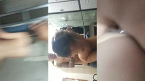 compilation fudendo a funcionaria no vestiario da empresa com a dutrasura !