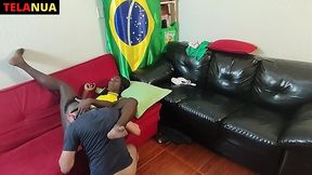 rapidinha no sofa com minha black teen